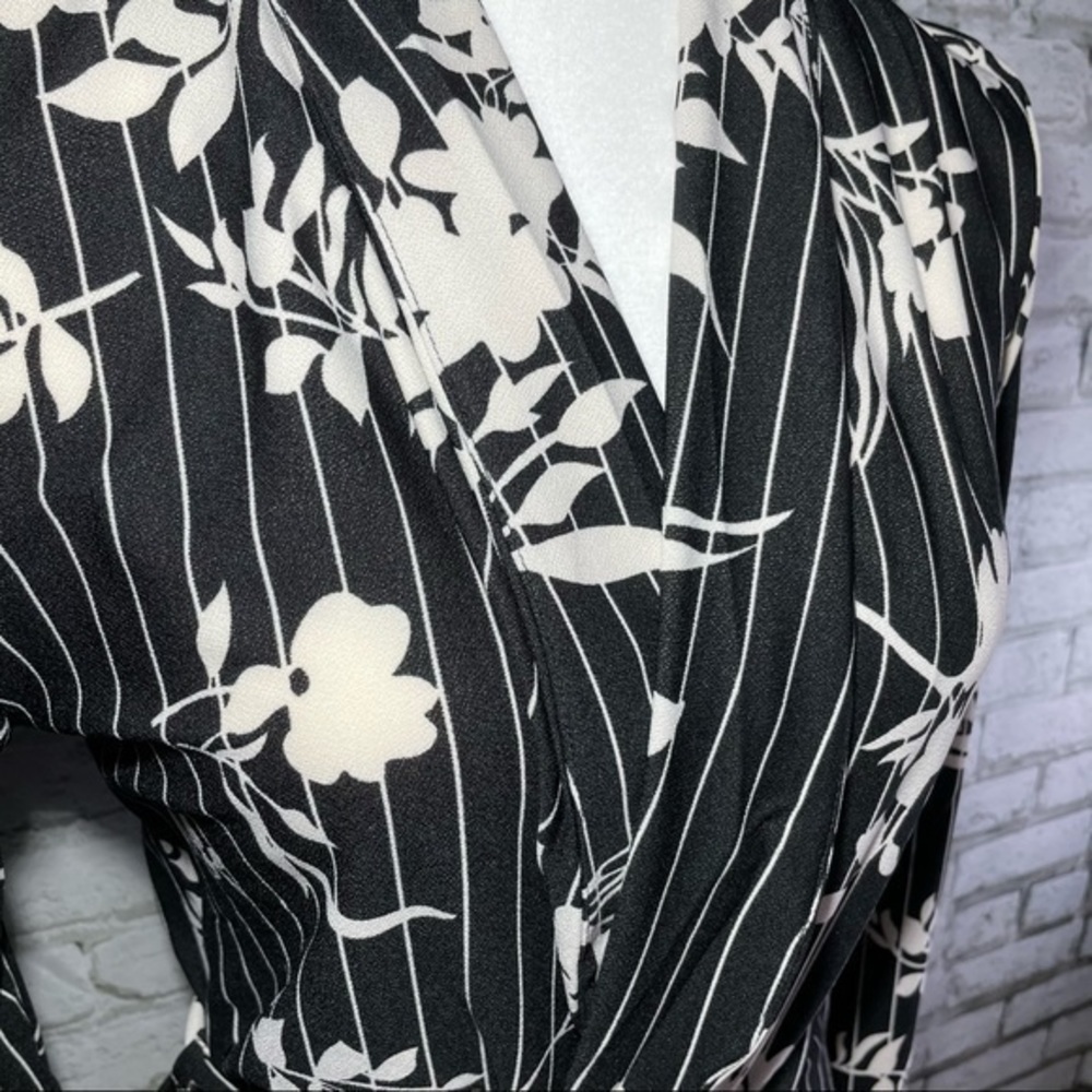MILAN KISS Black White Floral Jacket Medium - Picture 8 of 16